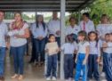 Dávila fortalece a las escuelas de Tuxtepec